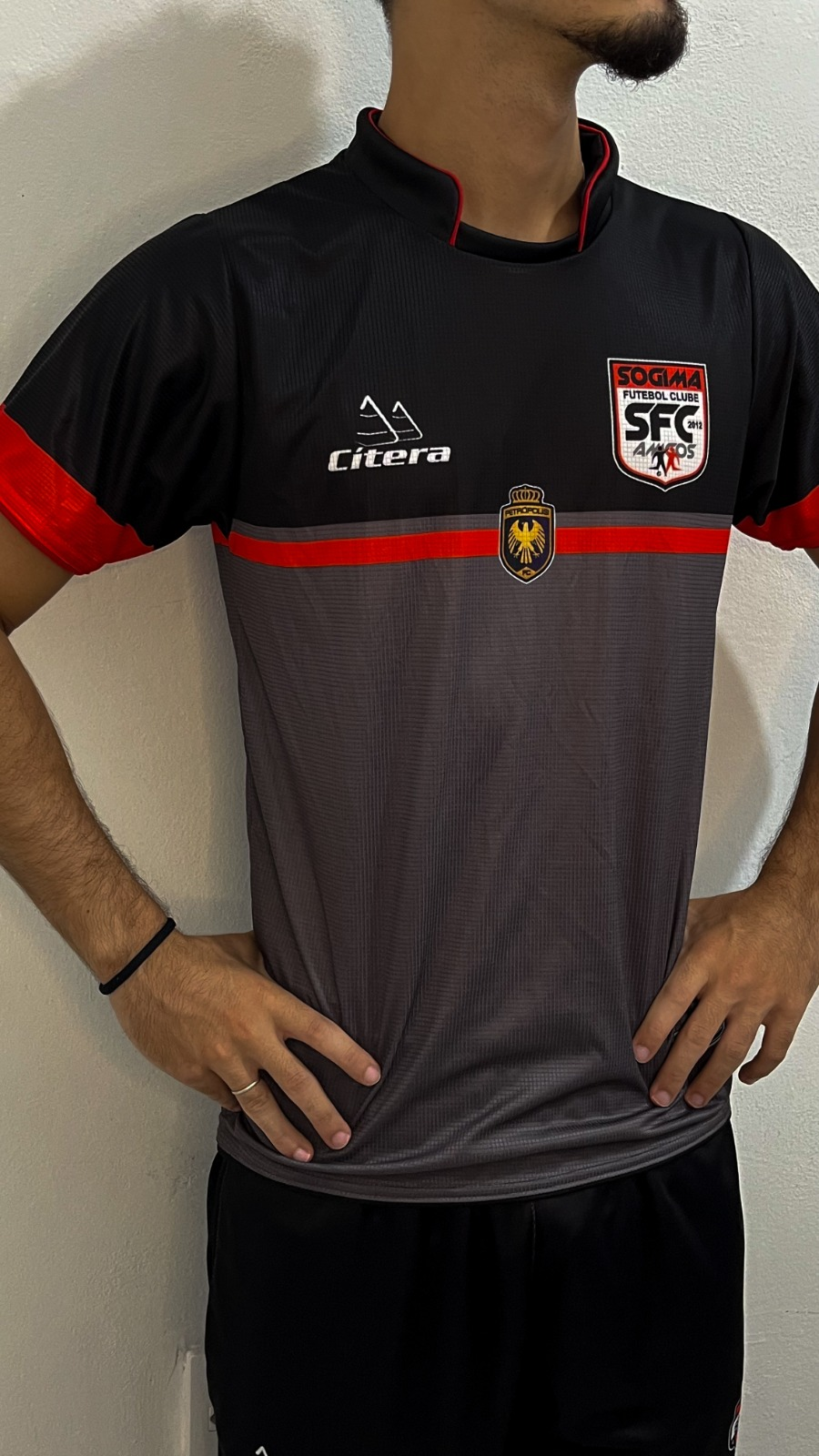 Uniforme comissão frente